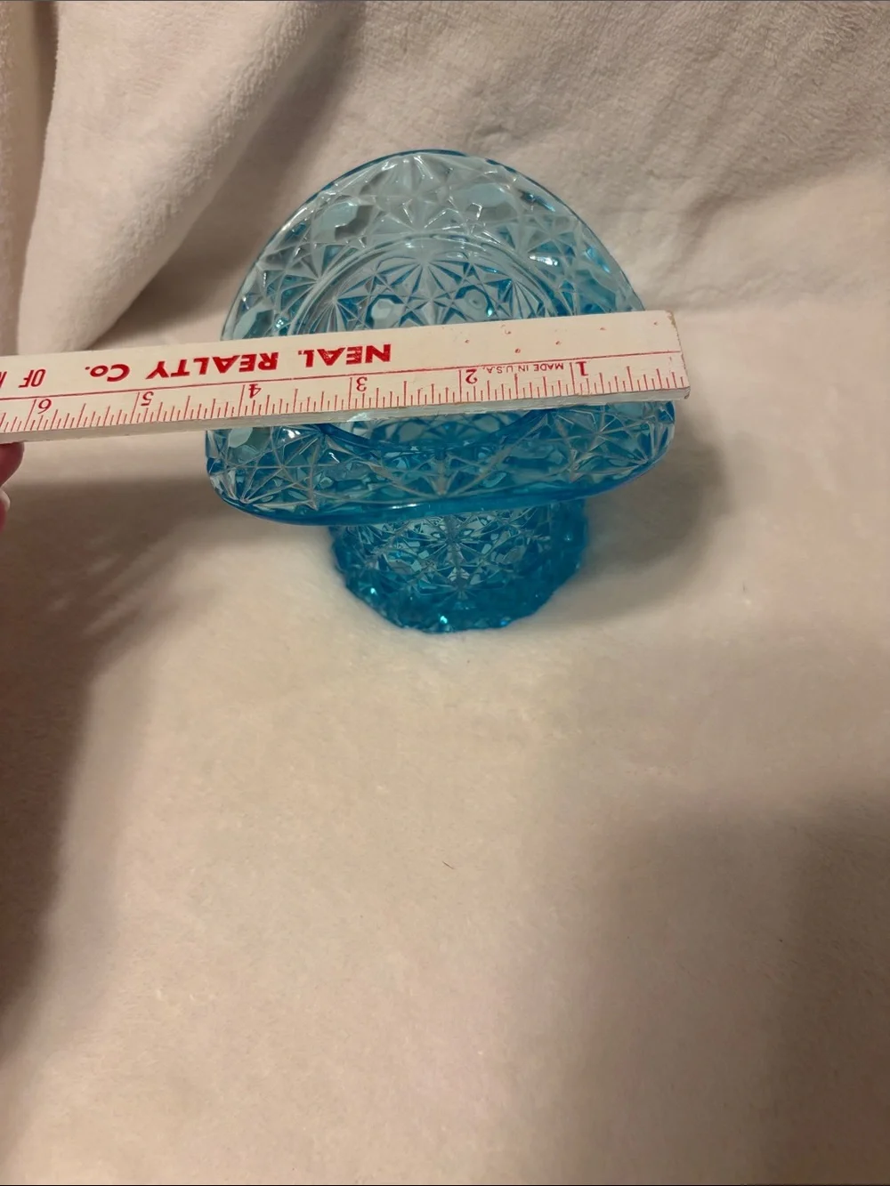 Fenton daisy and button top hat blue